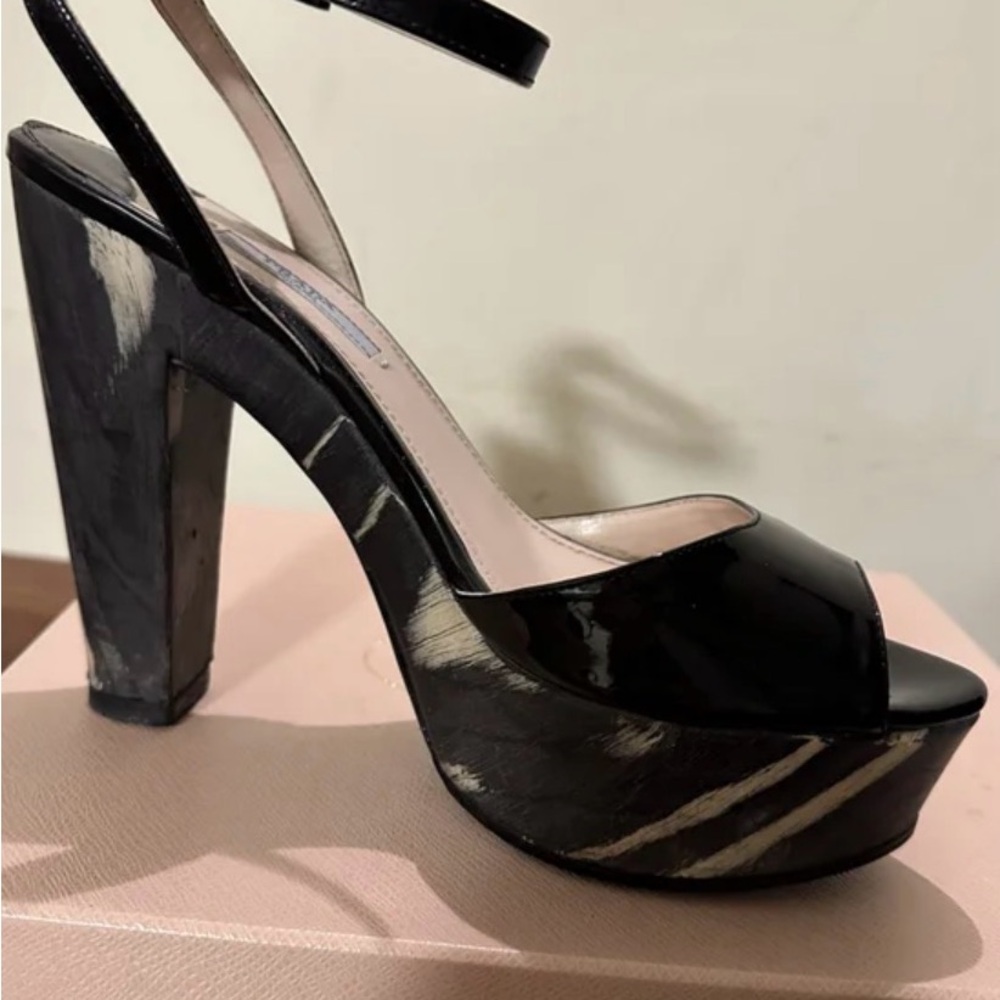 Prada Black Patent Platform Sandal with Beige Brushstroke Details